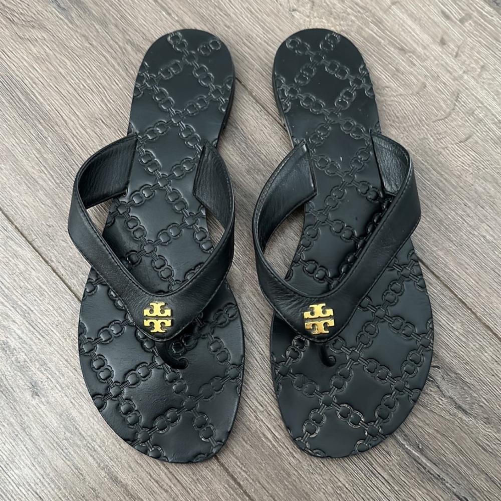Tory Burch flip flops size 8